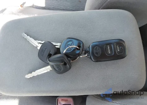 2006 Toyota Corolla Le из США, поврежденный, VIN JTDBR32E160066770